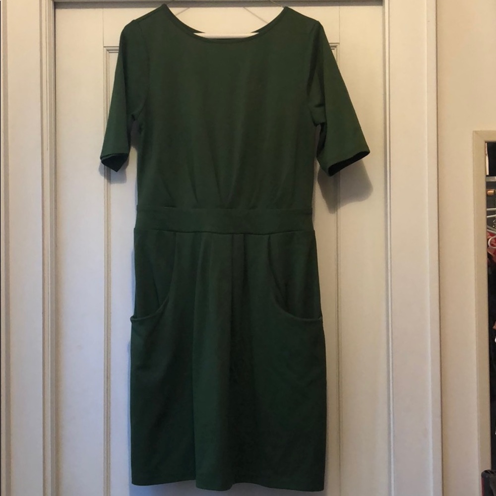 Mossimo Cotton Dress in forest green. Size M.